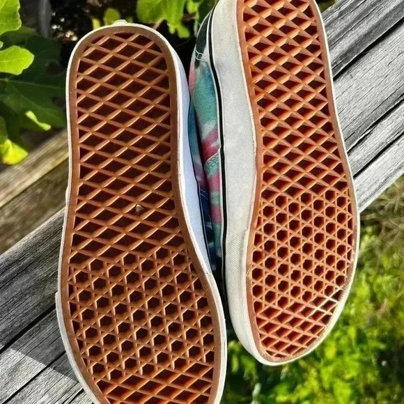 Vans Authentic Tie-Dye Multi/True White Men's 5.5 Women's 7 - Picture 3 of 7